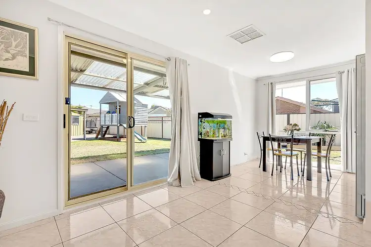 Sixth view of Homely house listing, 7 Renwick Close, Craigieburn VIC 3064