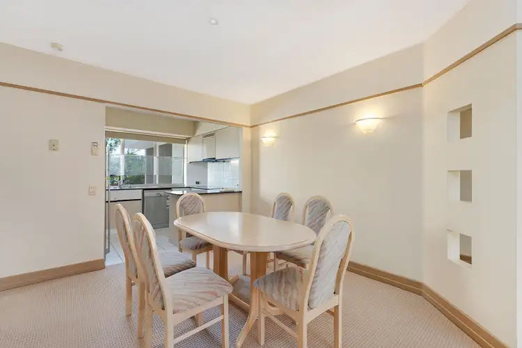 Sixth view of Homely unit listing, 7/76 Chichester Drive, Arundel QLD 4214