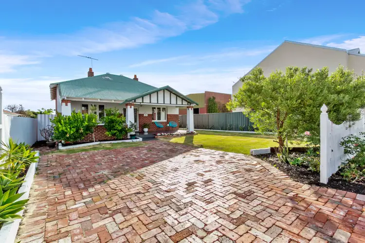 183 Eighth Avenue, Inglewood WA 6052