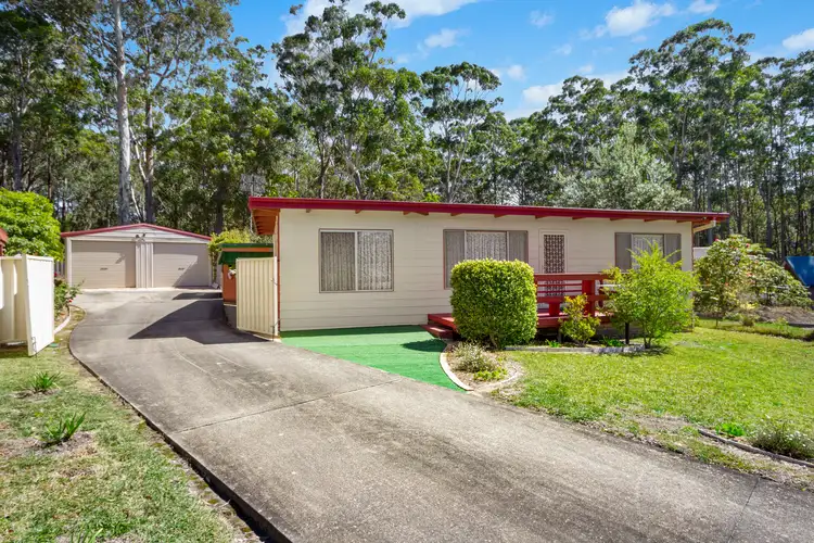 25 Wyoming Avenue, Burrill Lake NSW 2539