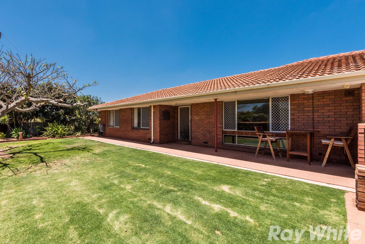 42 McAleer Drive, Mahomets Flats WA 6530