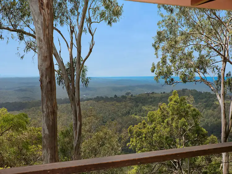 121 Hovard Road, Bald Knob QLD 4552
