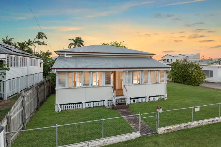 2 Armstrong Street, Hermit Park QLD 4812