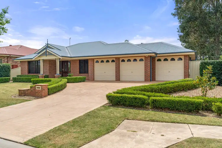 2 Harrison Avenue, Harrington Park NSW 2567