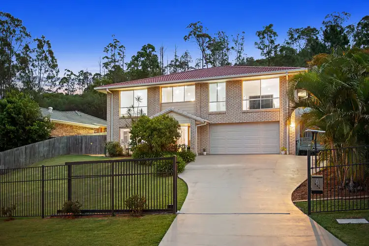 8 Moorea Court, Pacific Pines QLD 4211