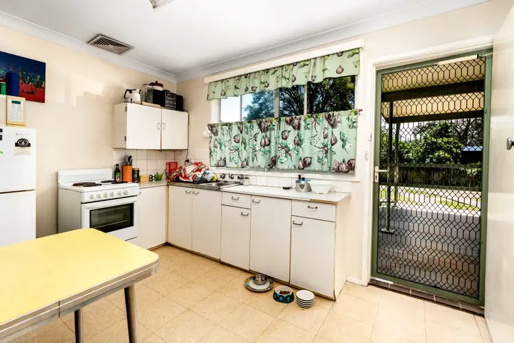 1 & 2, 11 Maclean Street, Nowra NSW 2541