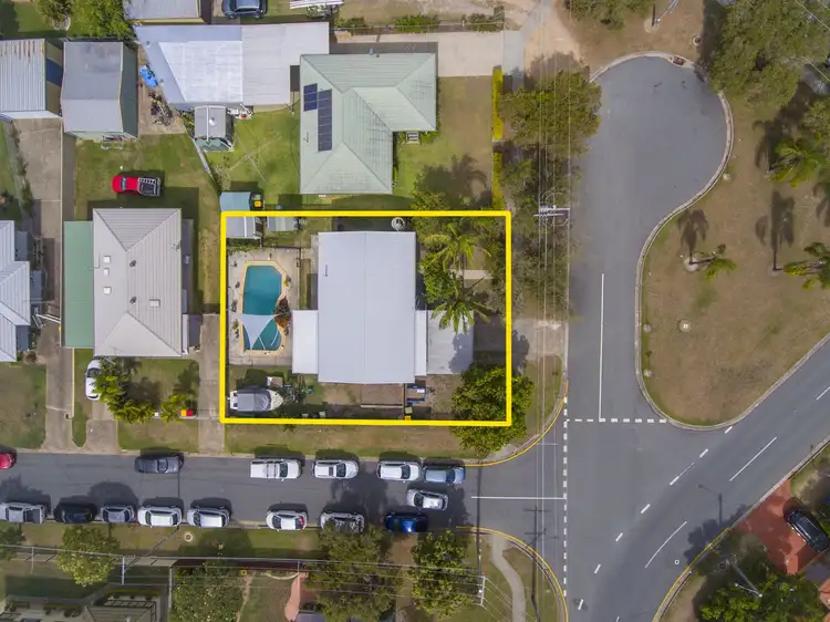 4 Porter Street, Redcliffe QLD 4020