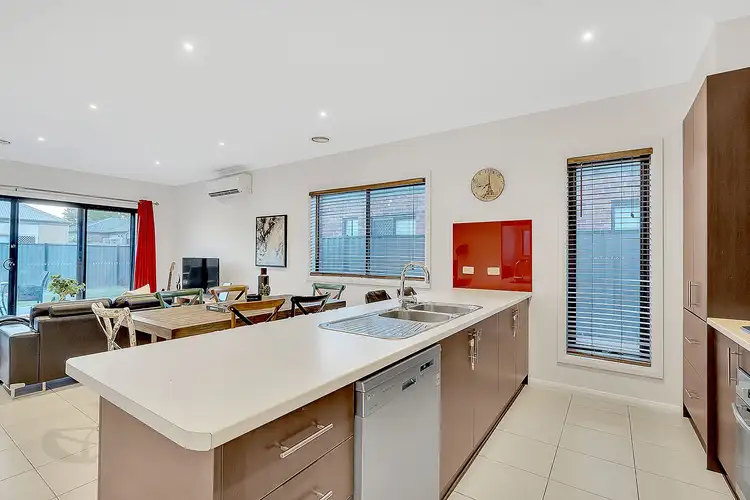 Fourth view of Homely house listing, 37 Thorngrove Avenue, Craigieburn VIC 3064