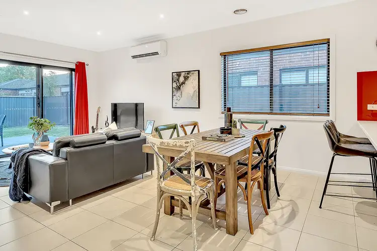Fifth view of Homely house listing, 37 Thorngrove Avenue, Craigieburn VIC 3064
