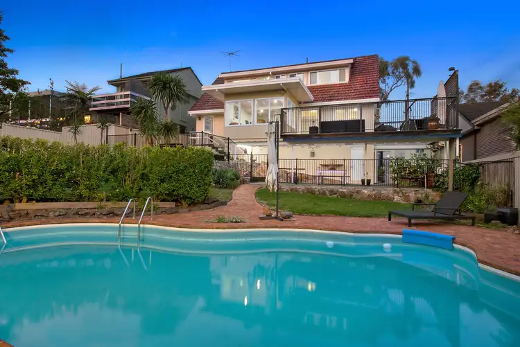 54 Ulolo Avenue, Hornsby Heights NSW 2077