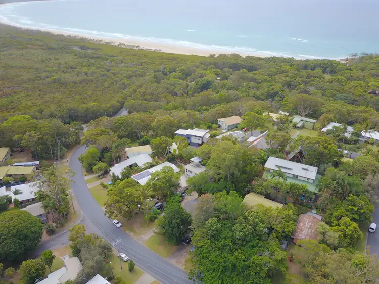 15 Tramican Street, Point Lookout QLD 4183