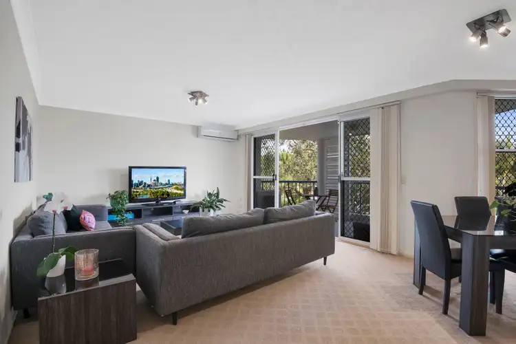Third view of Homely unit listing, 4/373 Cypress Terrace North 'Cypress Manor', Palm Beach QLD 4221