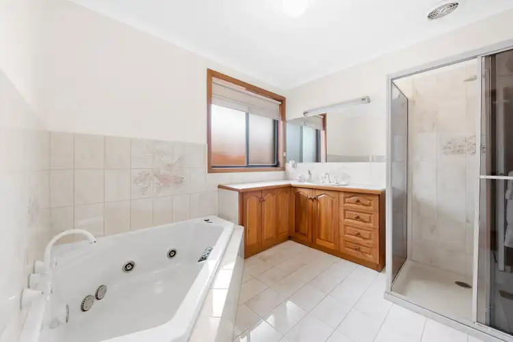 Seventh view of Homely house listing, 11 Jones Court, Bundoora VIC 3083