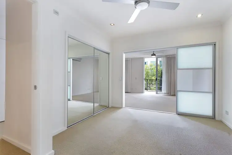 Fifth view of Homely apartment listing, 2032/3029 The Boulevard, Carrara QLD 4211