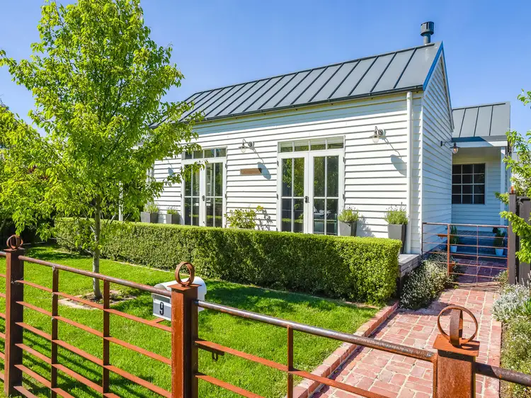 Main view of Homely house listing, 1/9 Ward Street, Kyneton VIC 3444