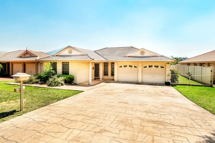 75 Sheraton Circuit, Bomaderry NSW 2541