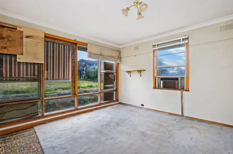 Second view of Homely house listing, 8 Tait Crescent, Warrnambool VIC 3280