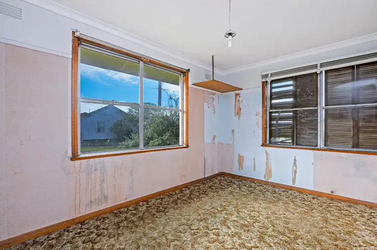 Fifth view of Homely house listing, 8 Tait Crescent, Warrnambool VIC 3280