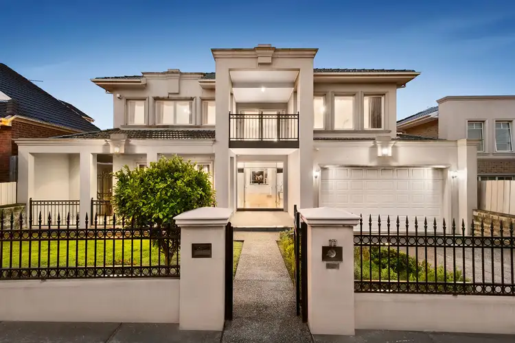 17 Garrisson Drive, Glen Waverley VIC 3150