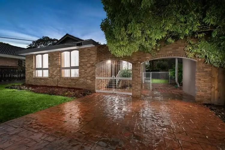 24 Central Avenue, Bayswater North VIC 3153