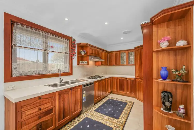 Second view of Homely unit listing, 1/225 Chesterville Road, Moorabbin VIC 3189
