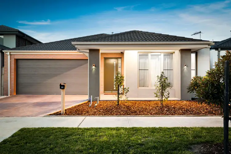 18 Grisham Drive, Officer VIC 3809
