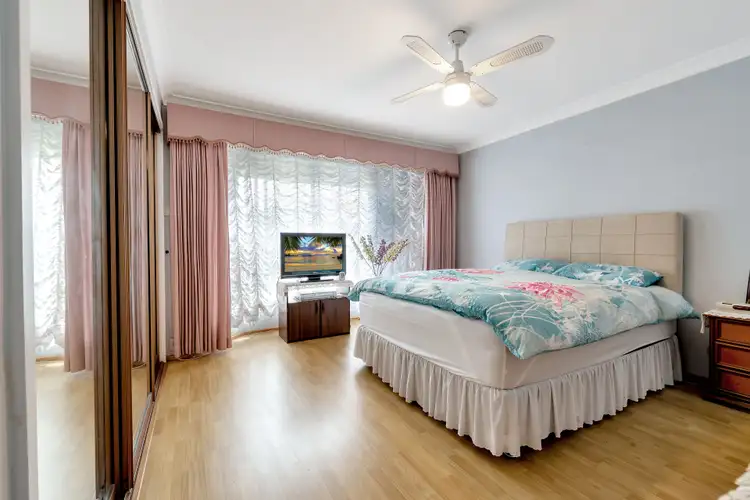 Fifth view of Homely house listing, 12 Quinn Place, Prairiewood NSW 2176