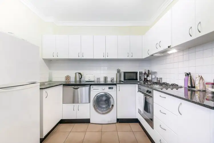 Fourth view of Homely unit listing, 6/10-12 Gerard Street, Cremorne NSW 2090
