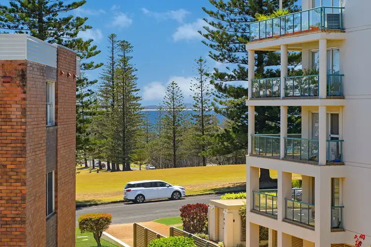 Sixth view of Homely unit listing, 9/10 Oxley Crescent, Port Macquarie NSW 2444
