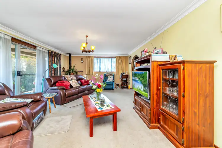 Fifth view of Homely house listing, 4 Nimmitabel Place, Queanbeyan NSW 2620