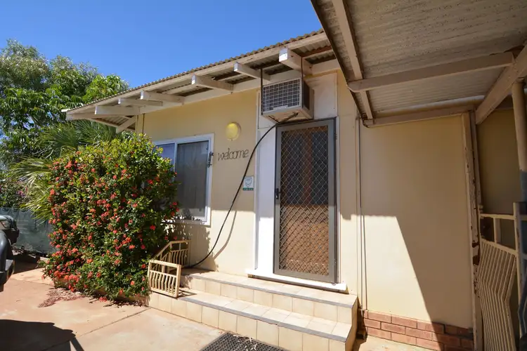 13 Carroll Way, Carnarvon WA 6701