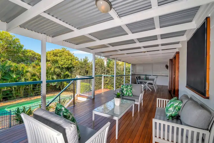 5 Third Avenue, Labrador QLD 4215