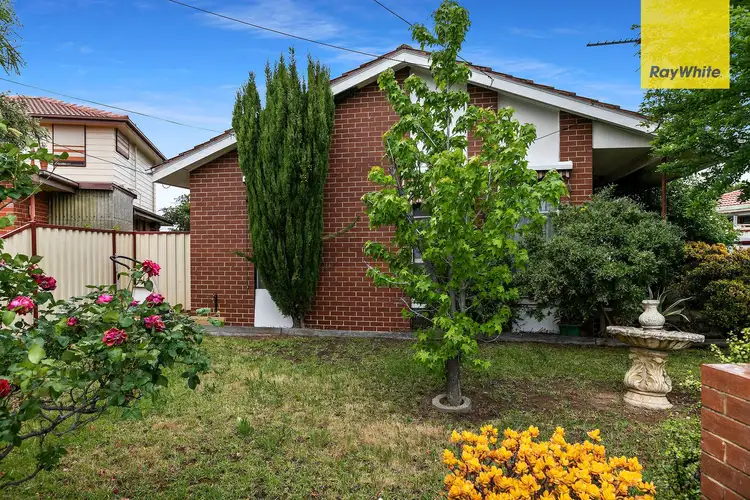 13 Pickersgill Avenue, Sunshine West VIC 3020