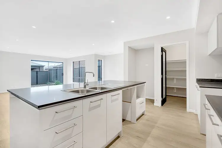Sixth view of Homely house listing, 5 Delaware Road, Craigieburn VIC 3064