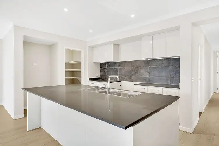 Seventh view of Homely house listing, 5 Delaware Road, Craigieburn VIC 3064