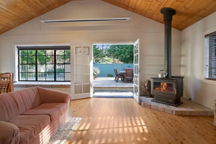 Fifth view of Homely house listing, 11 Elizabeth Way, Hill Top NSW 2575