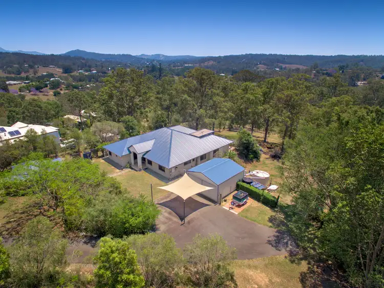 22 Willem Drive, Draper QLD 4520