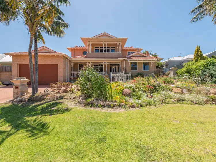 5 Waterston Gardens, Hillarys WA 6025