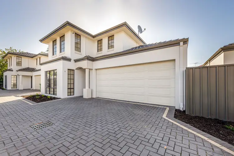 2/100 Fitzroy Road, Rivervale WA 6103