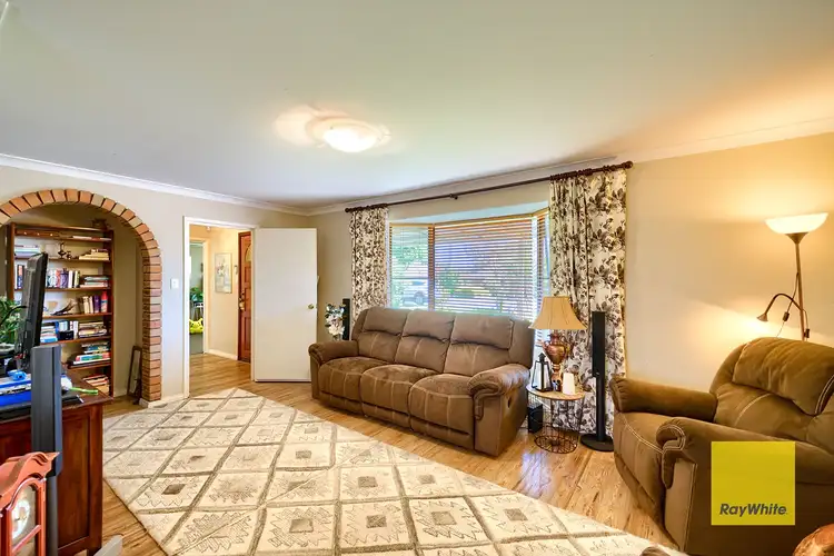 Seventh view of Homely house listing, 32 Erindale Court, Yakamia WA 6330