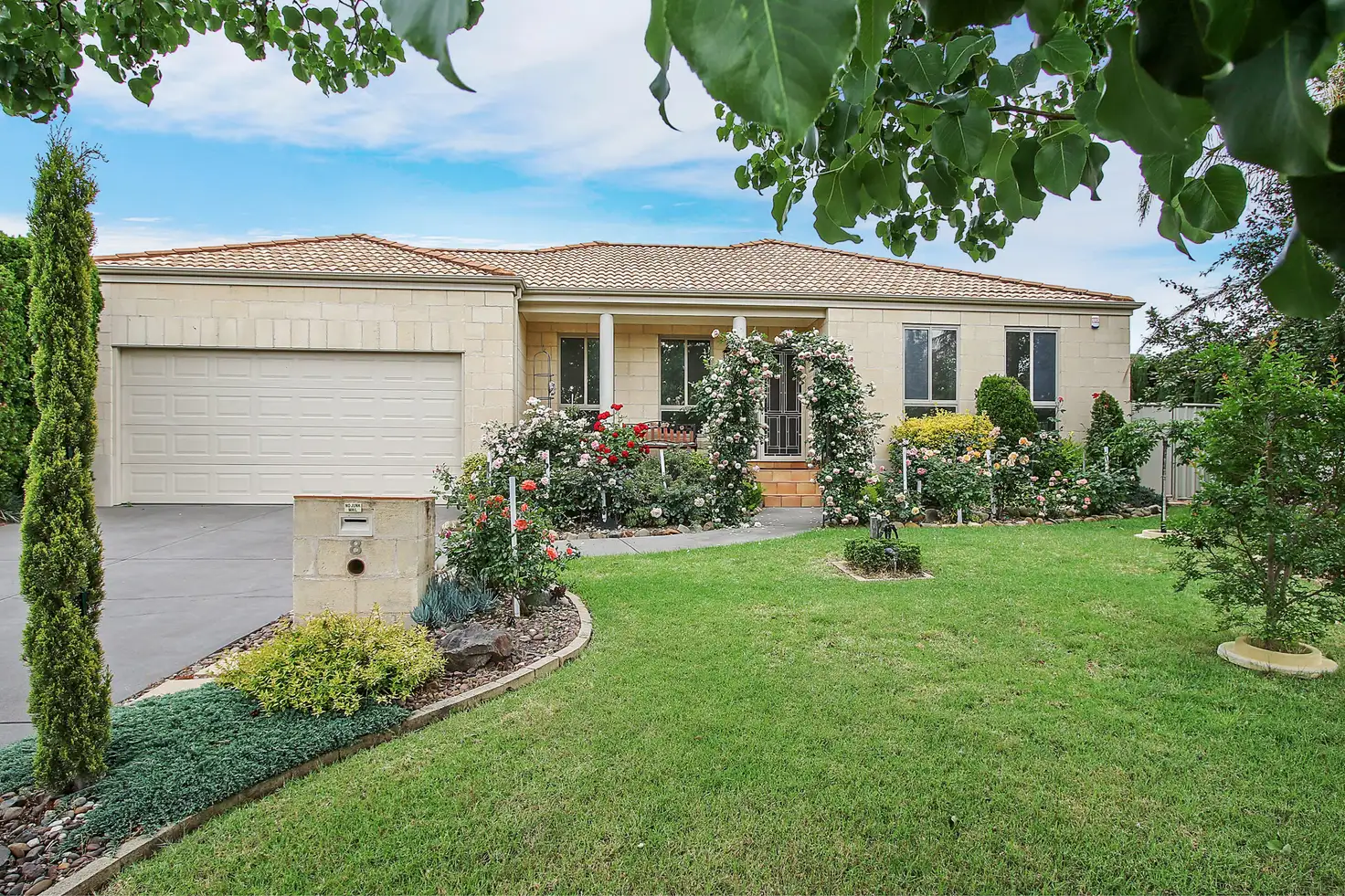 Main view of Homely house listing, 8 Montclair Avenue, West Wodonga VIC 3690