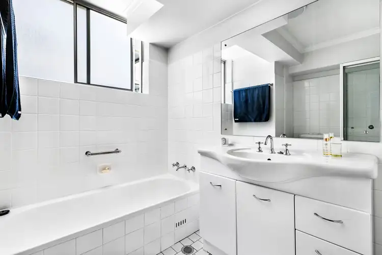 Sixth view of Homely unit listing, 4/21-27 Waverley Street, Bondi Junction NSW 2022