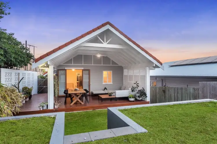 27 Wayland Street, Stafford QLD 4053