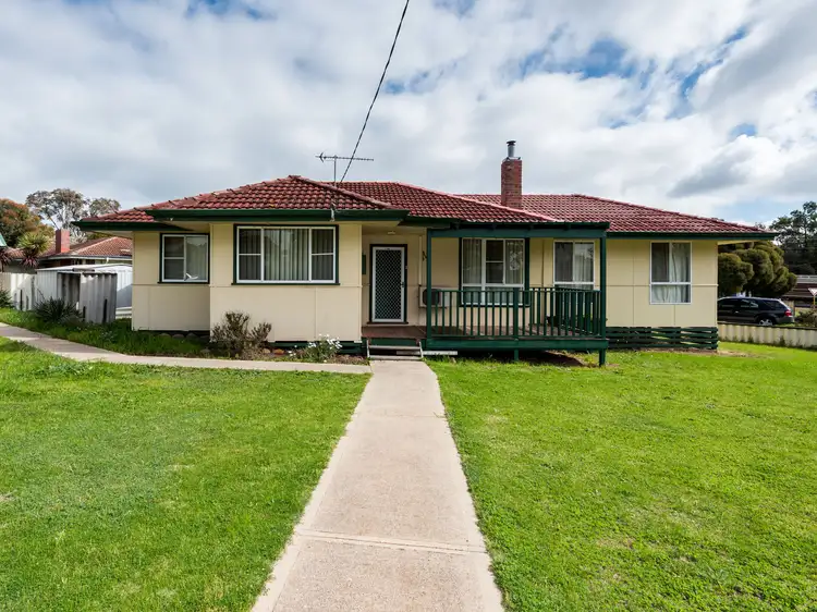 6 Floyed Street, Narrogin WA 6312