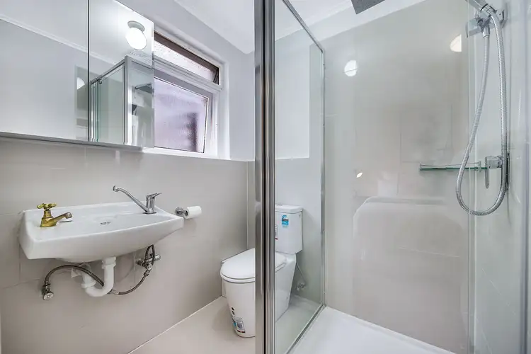 Sixth view of Homely apartment listing, 2/14 Osborne Avenue, Glen Iris VIC 3146