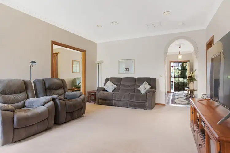 Fifth view of Homely house listing, 13 Robertson Drive, Alfredton VIC 3350