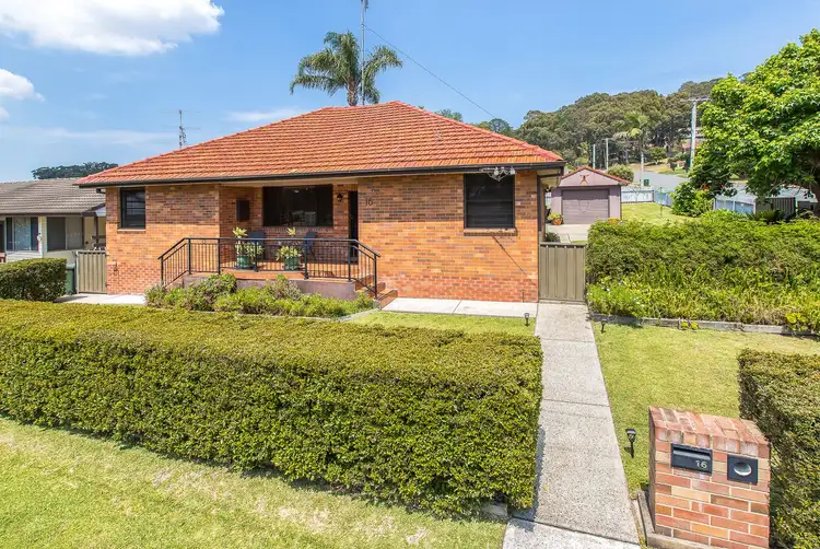 16 Cowmeadow Road, Mount Hutton NSW 2290