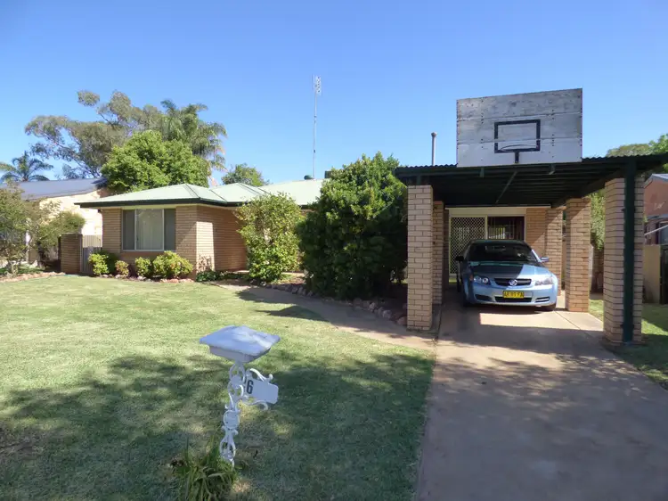 6 Jacaranda Street, Forbes NSW 2871