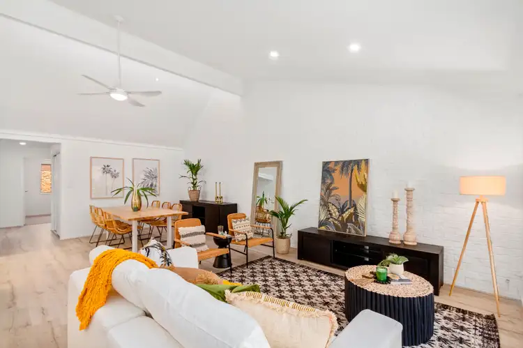 4/17 Elliott Street, Isle Of Capri QLD 4217