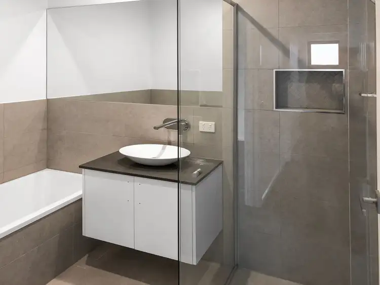 Sixth view of Homely unit listing, 1/56 Moruya Drive, Grovedale VIC 3216